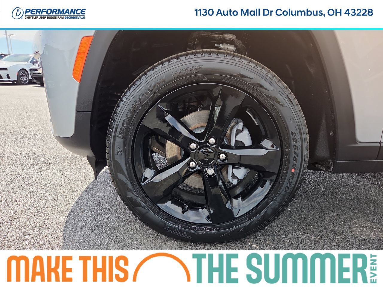 New 2026 Jeep Grand Cherokee Limited w/ Limited Altitude Package AWD/4WD image 9