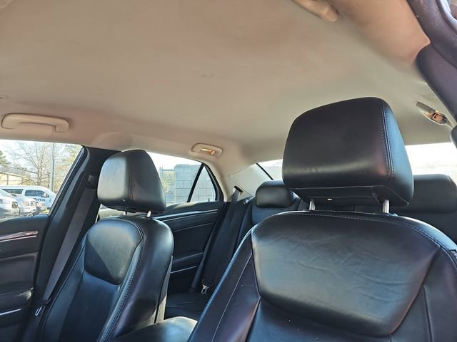 Used 2017 Chrysler 300 Limited image 10