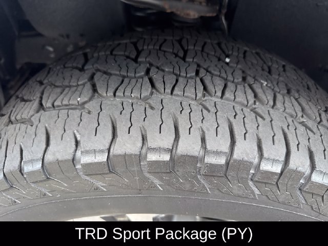 Used 2019 Toyota Tacoma TRD Sport w/ Technology Package AWD/4WD image 11