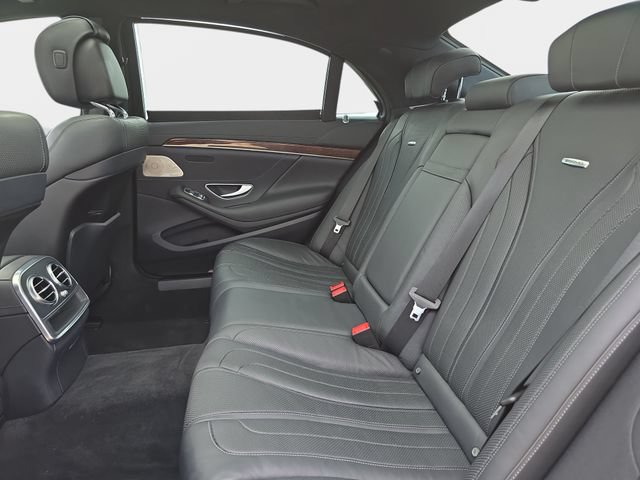 Used 2014 Mercedes-Benz S 63 AMG 4MATIC Sedan image 17