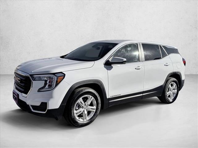 Used 2024 GMC Terrain SLE image 1
