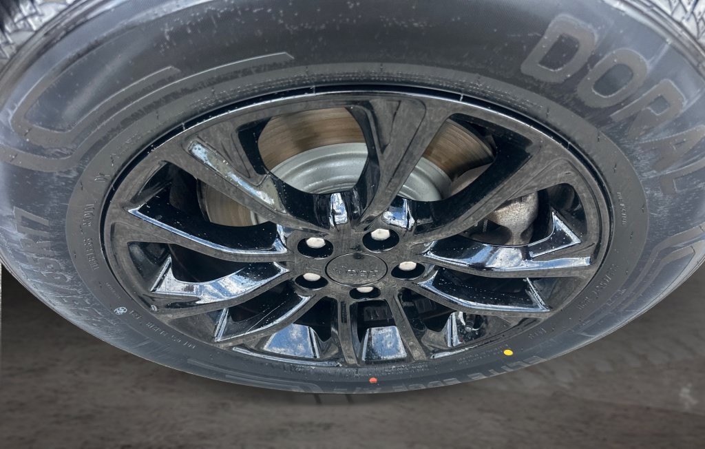 Used 2021 Jeep Cherokee Latitude Lux AWD/4WD image 19