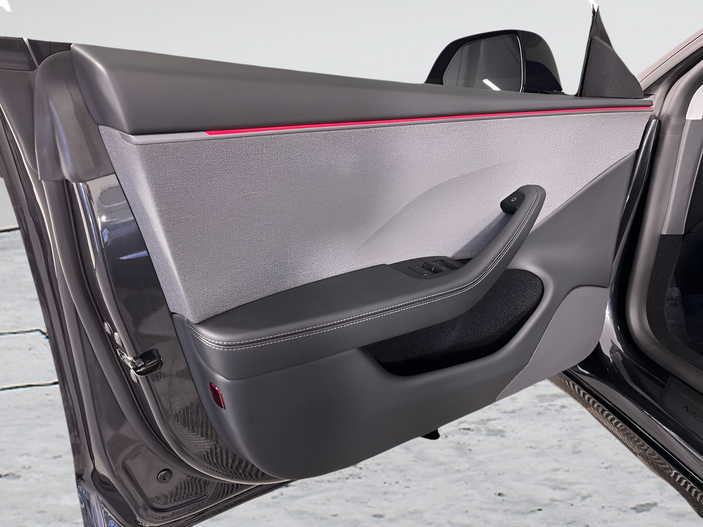 Used 2026 Tesla Model 3 RWD image 9