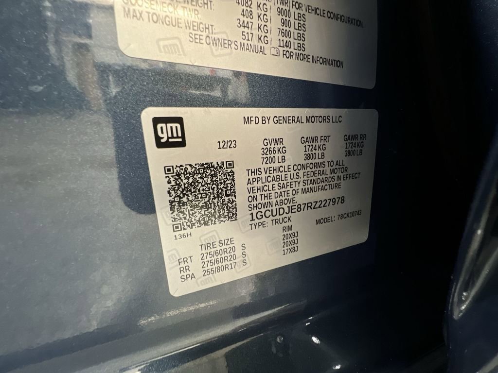 Certified 2024 Chevrolet Silverado 1500 High Country w/ Technology Package image 34