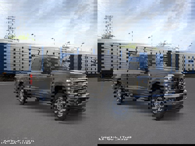New 2026 Ford F350 XLT image 7