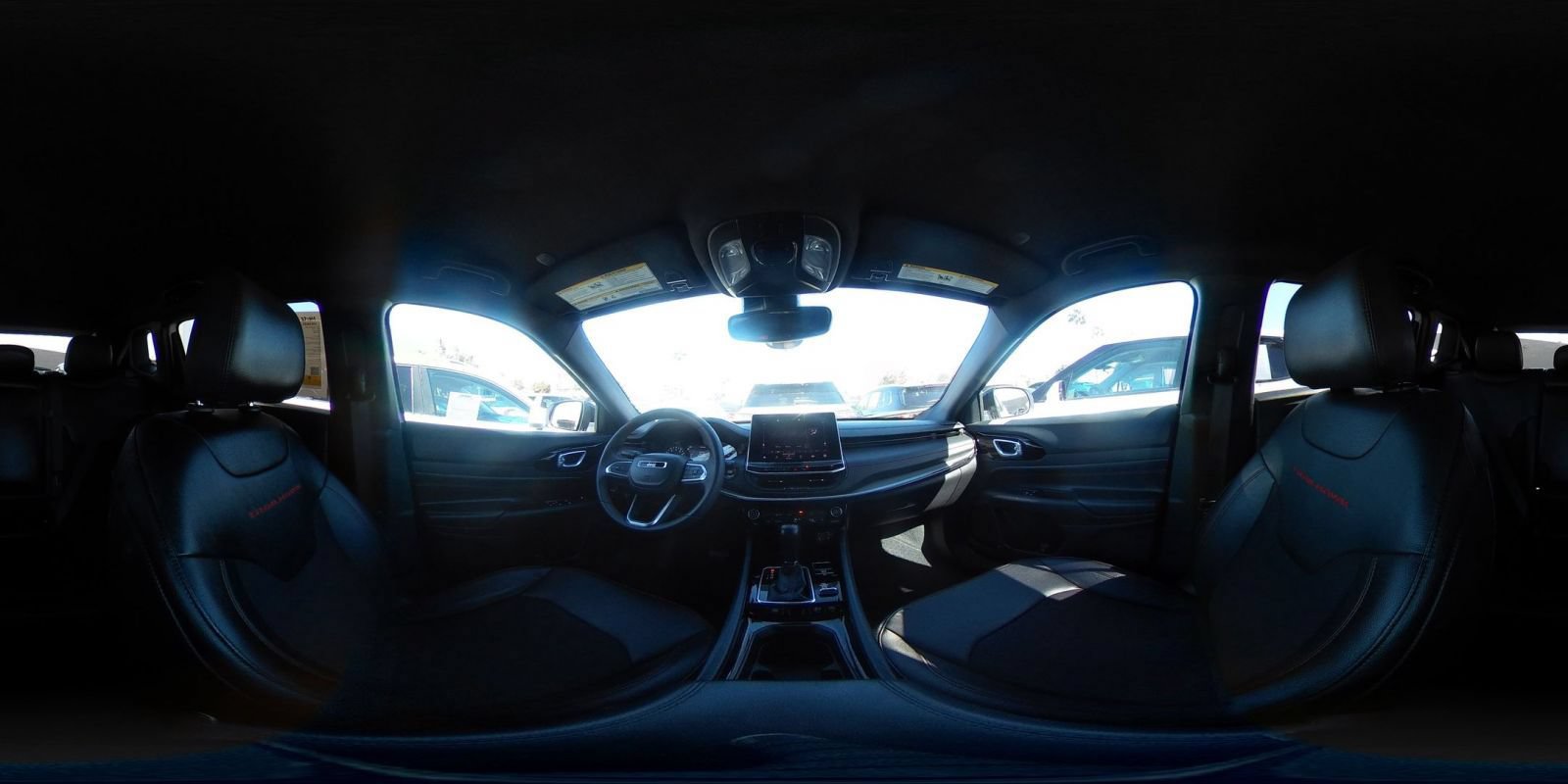 Used 2025 Jeep Compass Trailhawk AWD/4WD image 40