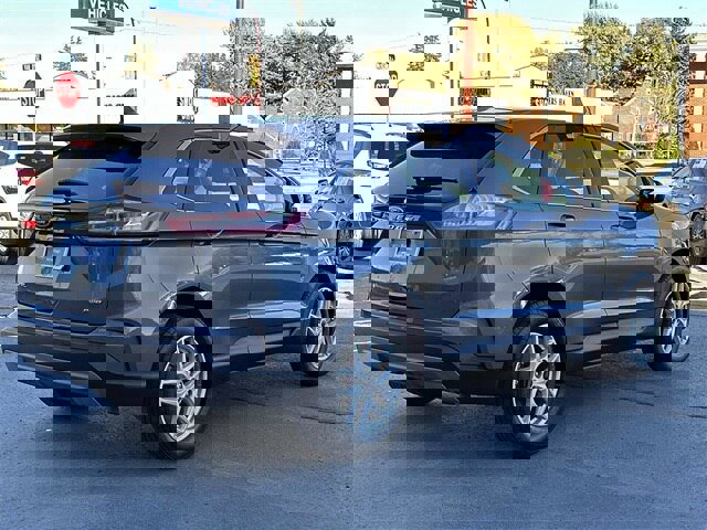 Certified 2024 Ford Edge SEL w/ Convenience Package image 3
