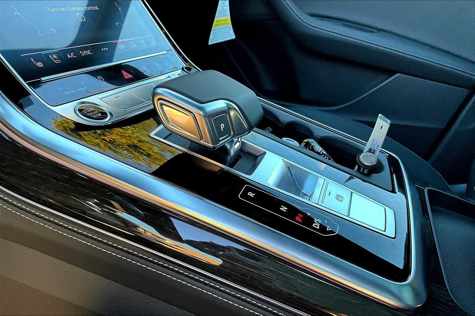 New 2026 Audi Q8 Premium Plus image 7