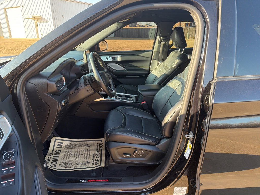 Used 2020 Ford Explorer ST w/ ST Street Pack image 11