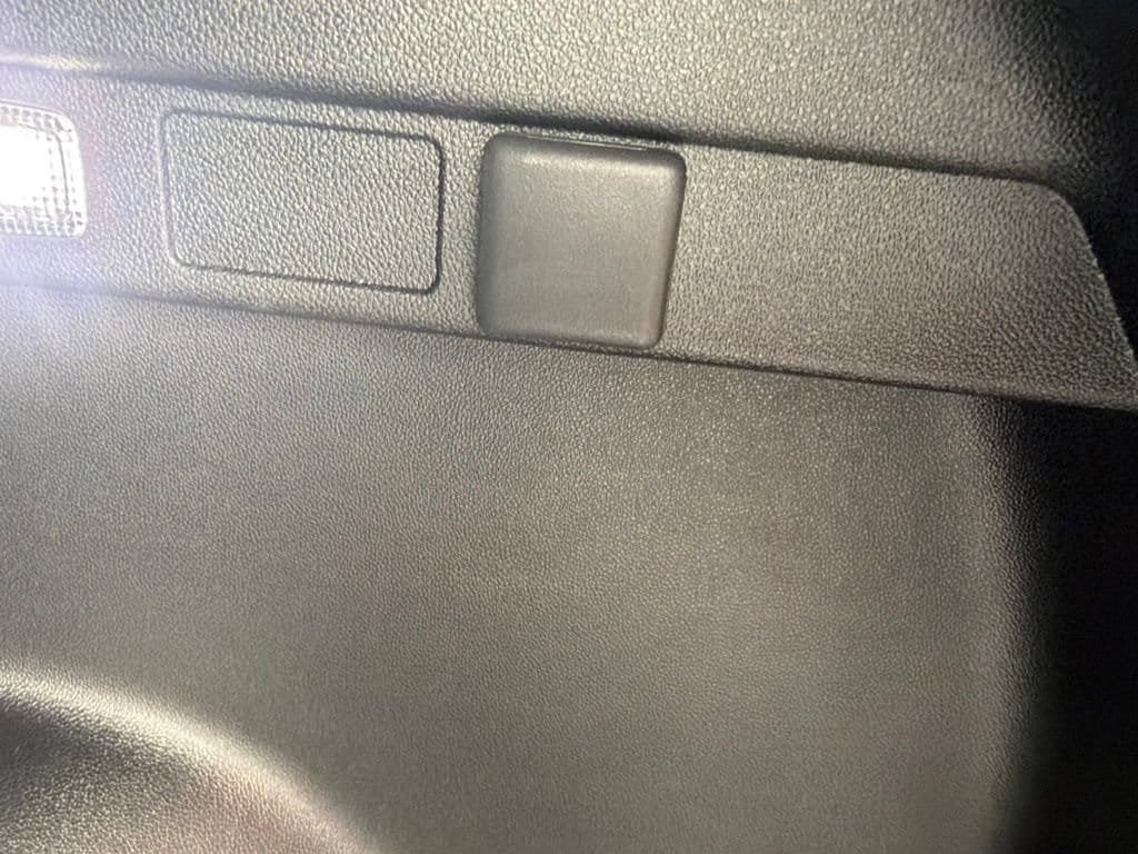 New 2026 GMC Terrain AT4 w/ Technology Package II AWD/4WD image 35