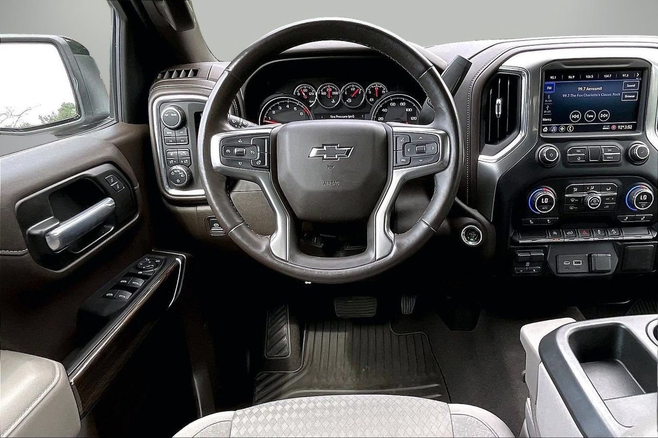 Used 2021 Chevrolet Silverado 1500 RST w/ Z71 Off-Road Package AWD/4WD image 12