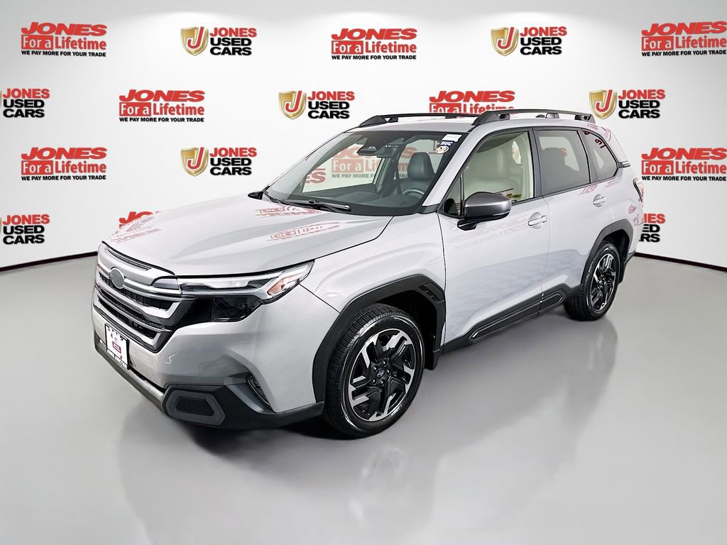 Used 2025 Subaru Forester Limited image 16