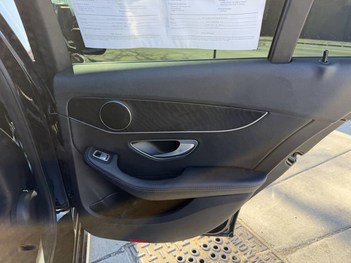 Used 2016 Mercedes-Benz C 300 Sedan w/ Multimedia Package image 25