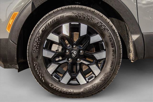 Certified 2025 Hyundai Santa Cruz SEL image 9