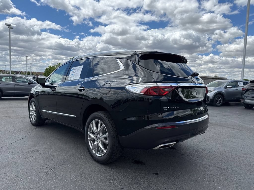 Used 2023 Buick Enclave Premium w/ Experience Buick Package AWD/4WD image 5