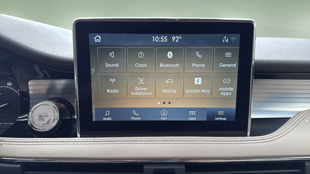 Used 2020 Lincoln Corsair AWD w/ Premium Package image 26