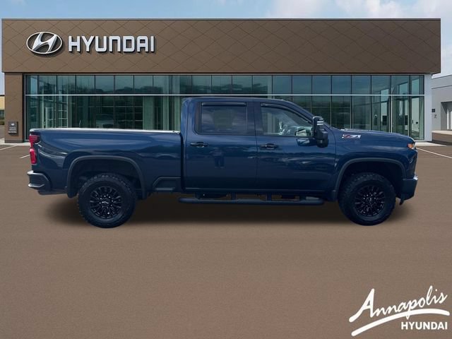 Used 2023 Chevrolet Silverado 2500 LTZ w/ LTZ Plus Package AWD/4WD image 6