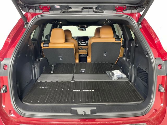 New 2026 Toyota Highlander Platinum AWD/4WD image 7