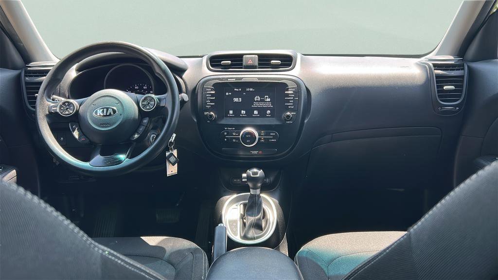 Used 2018 Kia Soul + FWD image 17