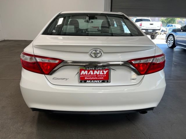 Used 2016 Toyota Camry SE FWD image 4