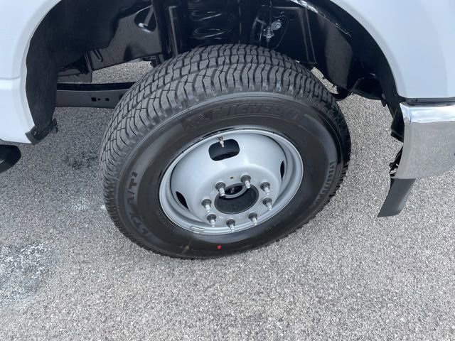 New 2026 Ford F350 XL image 21