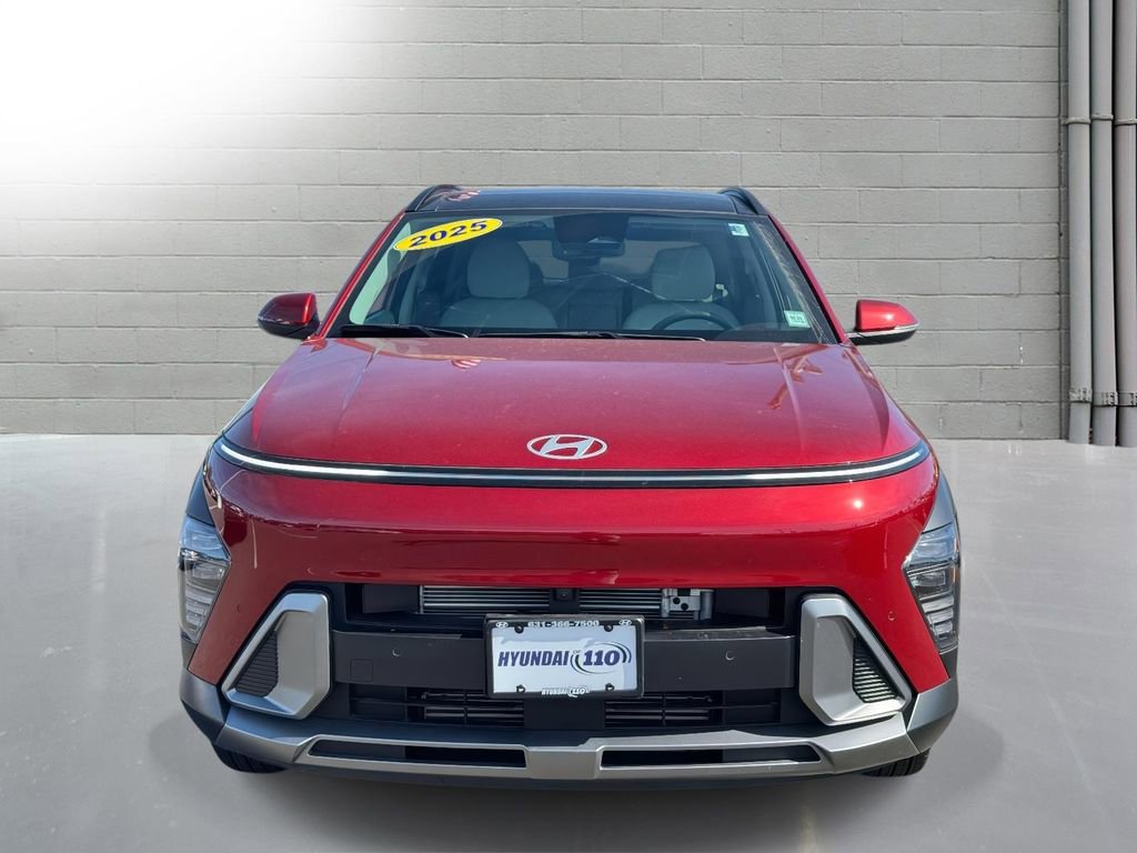 Used 2025 Hyundai Kona Limited image 2