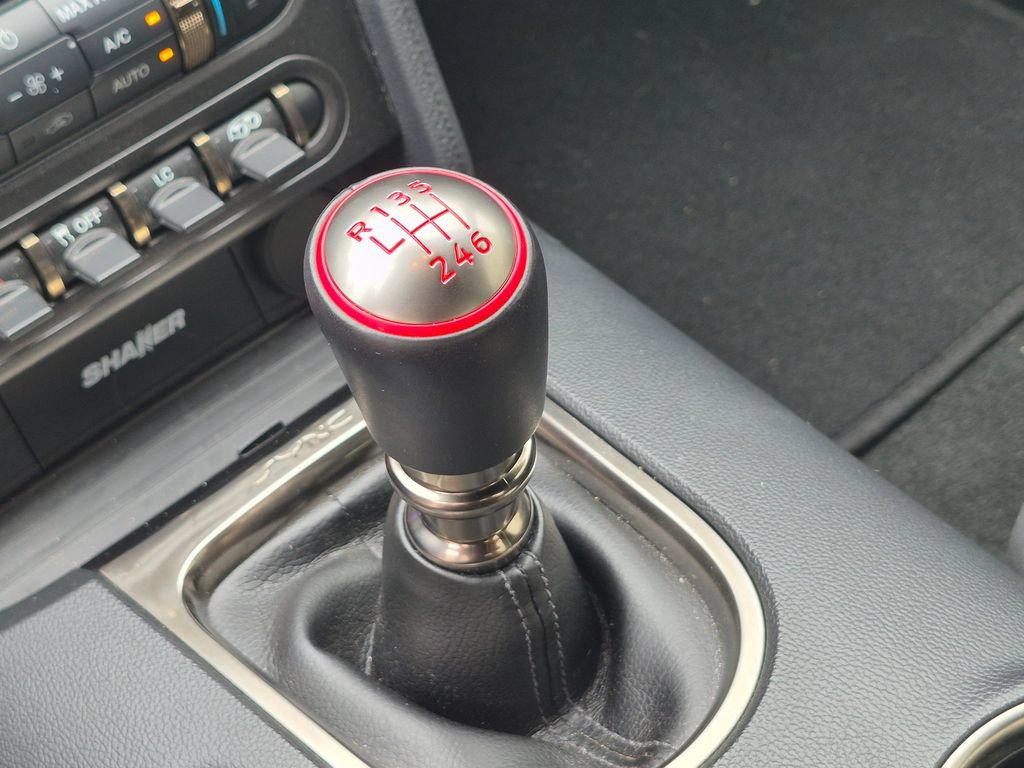 Used 2017 Ford Mustang Shelby GT350 RWD image 23
