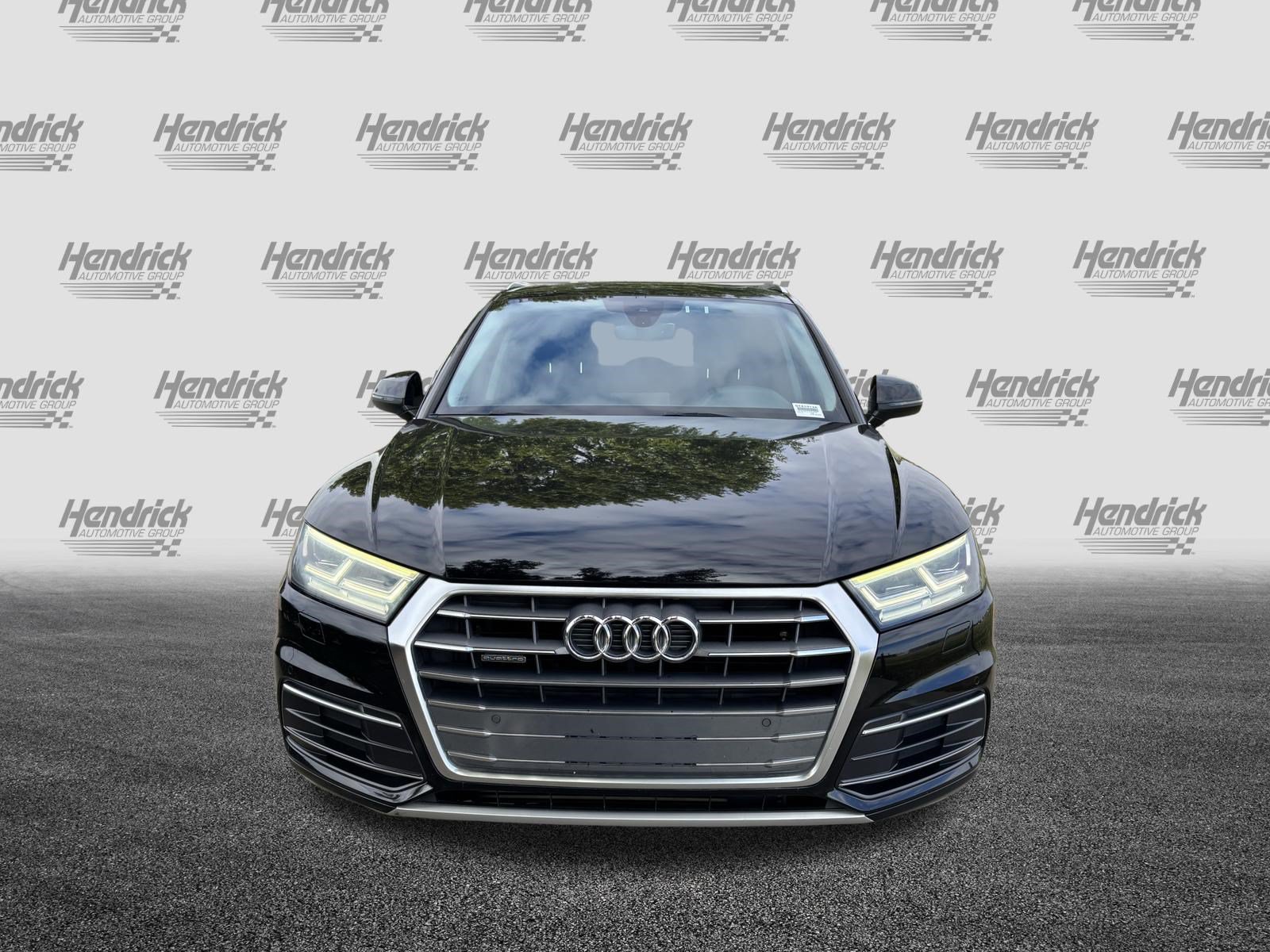 Used 2018 Audi Q5 2.0T Premium Plus w/ Premium Plus Package AWD/4WD image 3