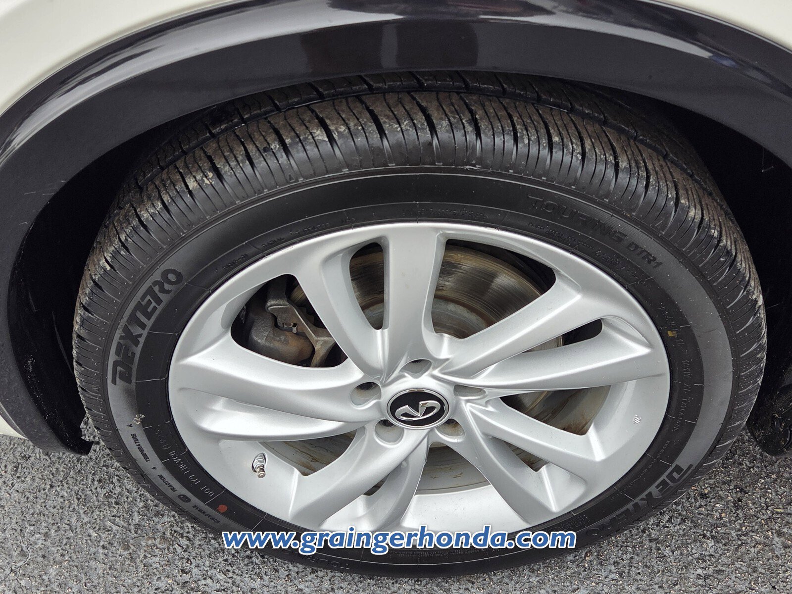 Used 2018 INFINITI QX30 image 14