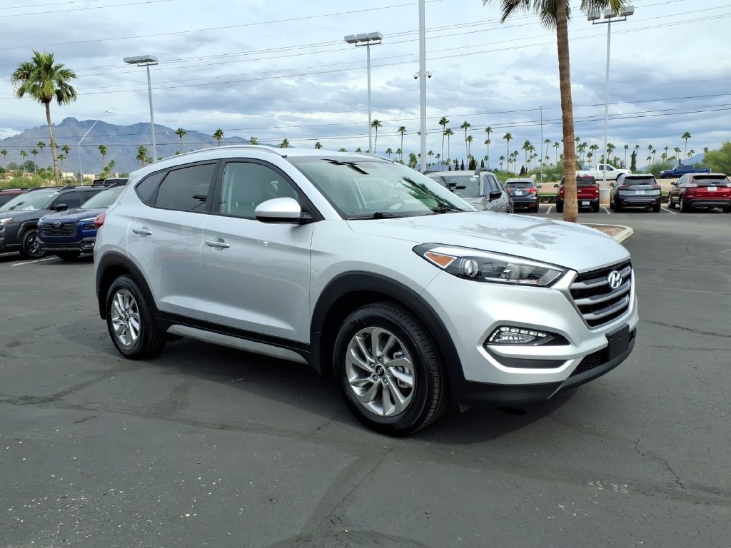 Used 2017 Hyundai Tucson SE w/ SE Popular Package 02 FWD image 1