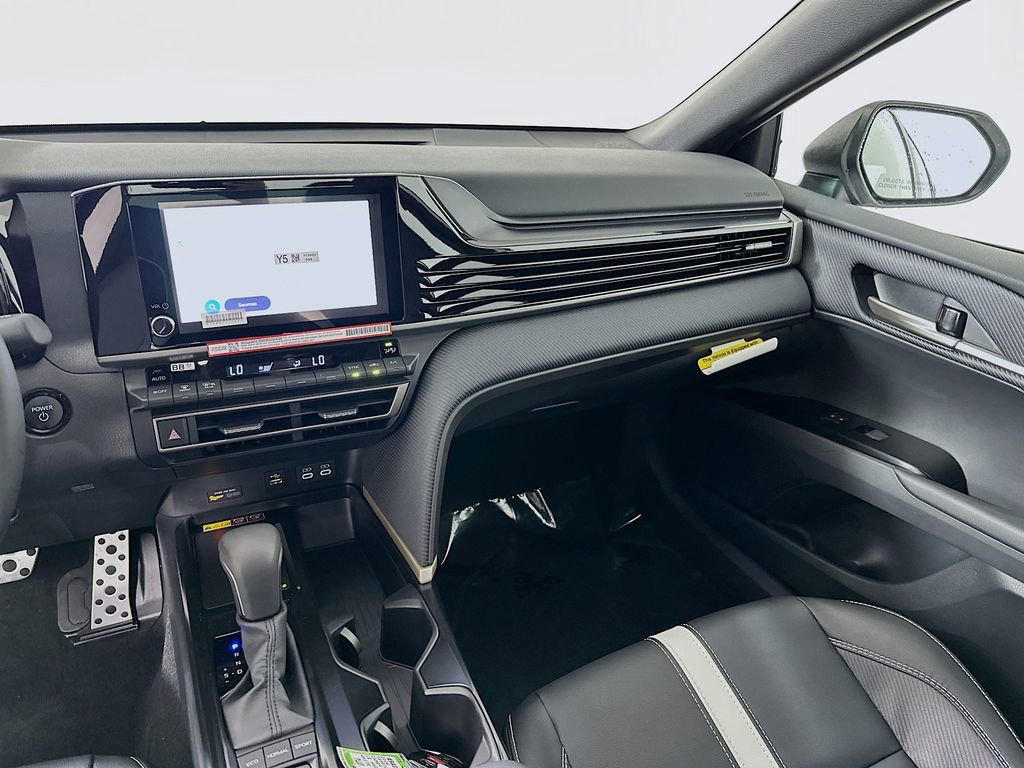 Used 2026 Toyota Camry SE image 20