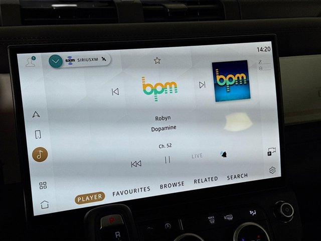 Used 2026 Land Rover Defender 110 X-Dynamic SE image 15