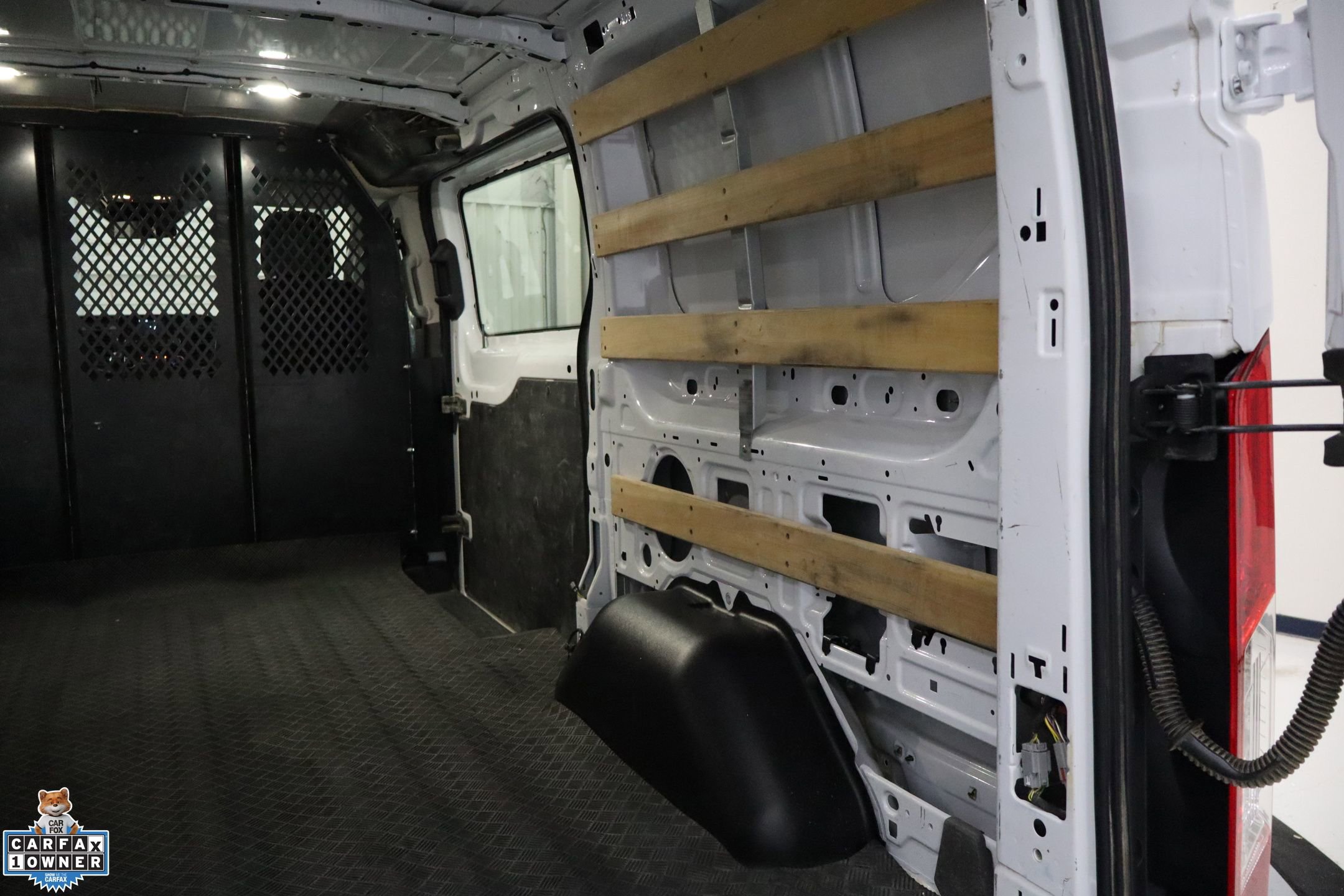 Used 2024 Ford Transit 250 Low Roof w/ Exterior Upgrade Package image 23