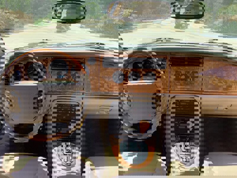 Used 2000 Jaguar XK8 Coupe image 22