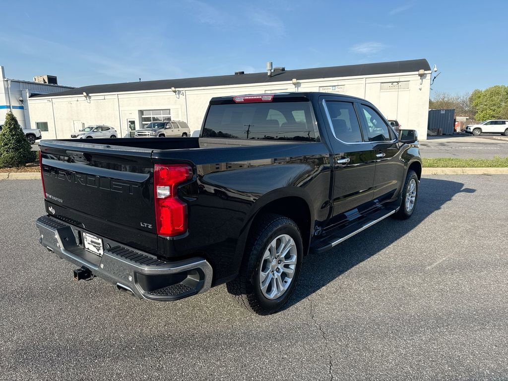 Used 2023 Chevrolet Silverado 1500 LTZ AWD/4WD image 6