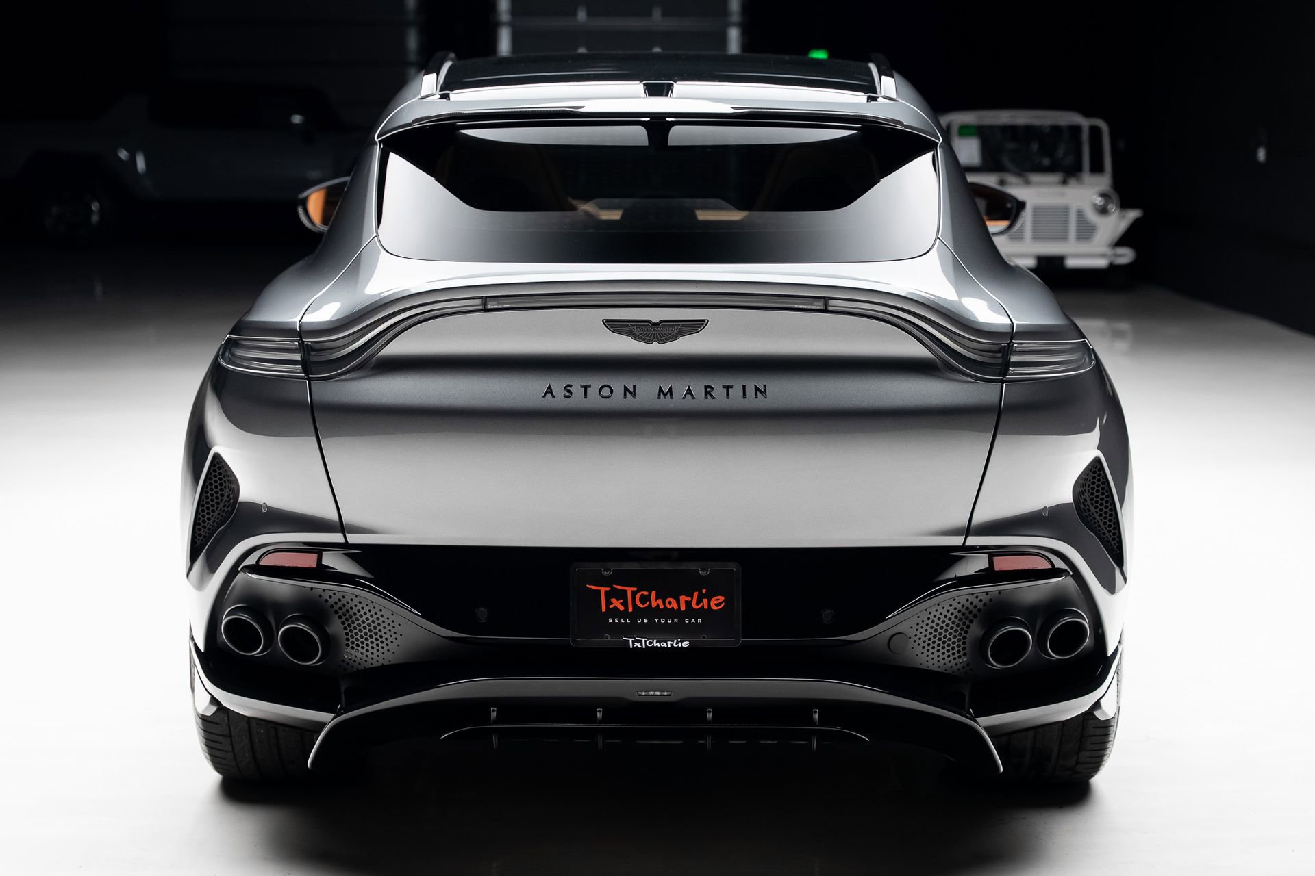 Used 2023 Aston Martin DBX 707 image 25