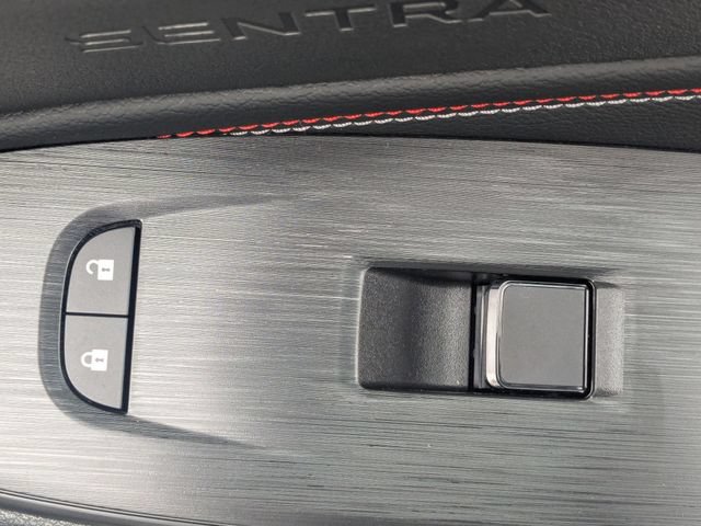 New 2026 Nissan Sentra SR w/ SR Premium Package FWD image 33