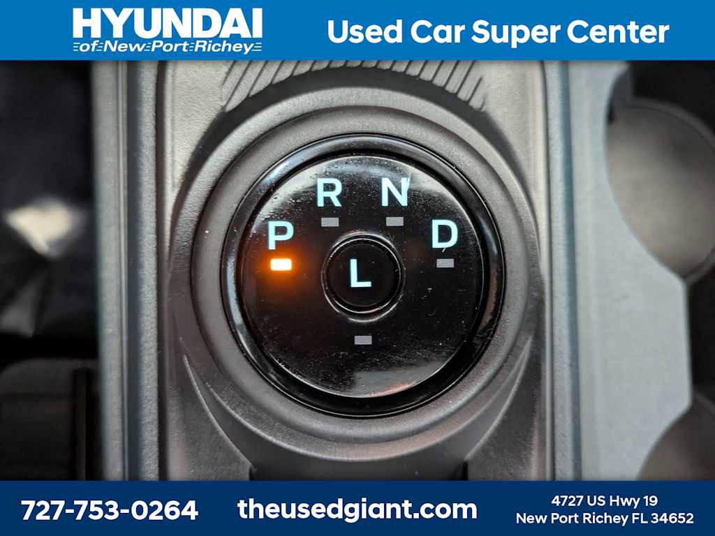 Used 2022 Ford Maverick XLT image 23