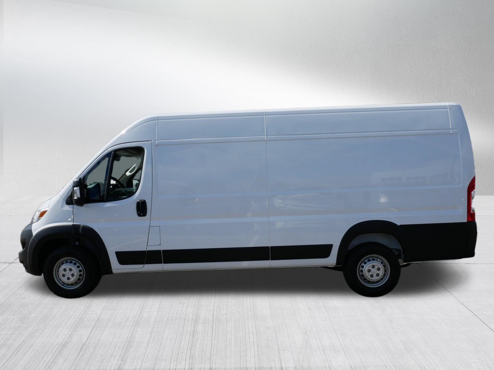 Used 2026 RAM ProMaster 3500 w/ Convenience Group FWD image 4