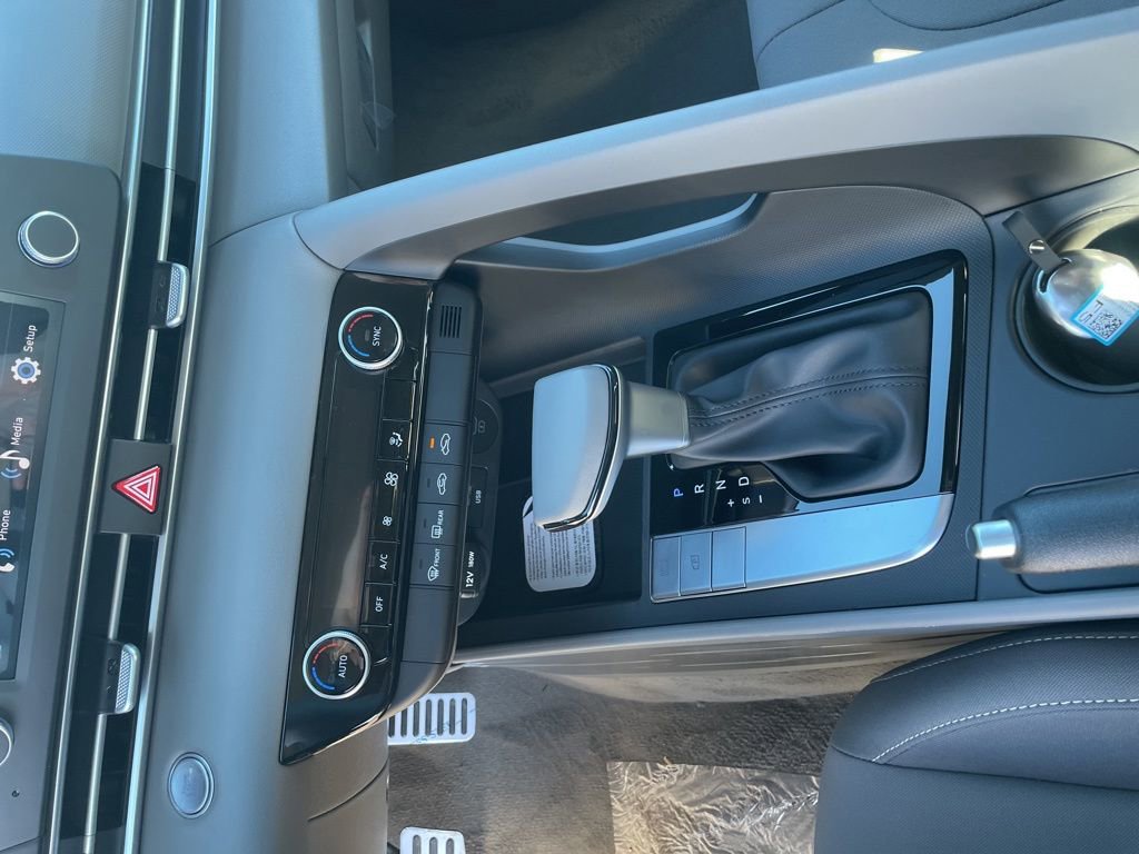 New 2026 Hyundai Elantra Sport image 21