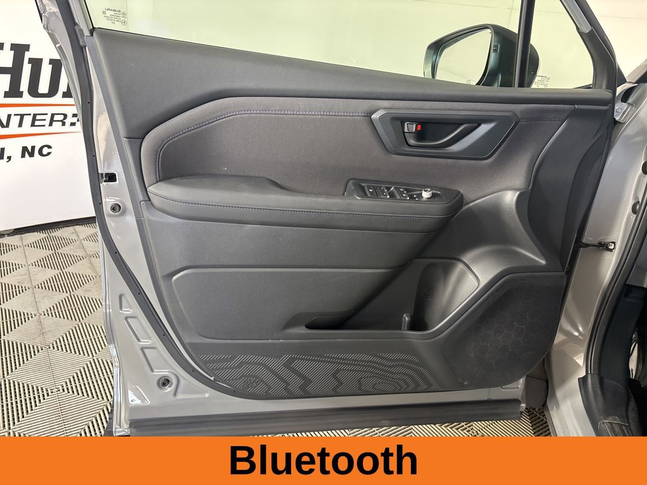 Used 2025 Subaru Forester Premium w/ Convenience Package #1 image 9