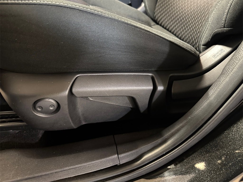 Used 2022 Mitsubishi Outlander ES image 13