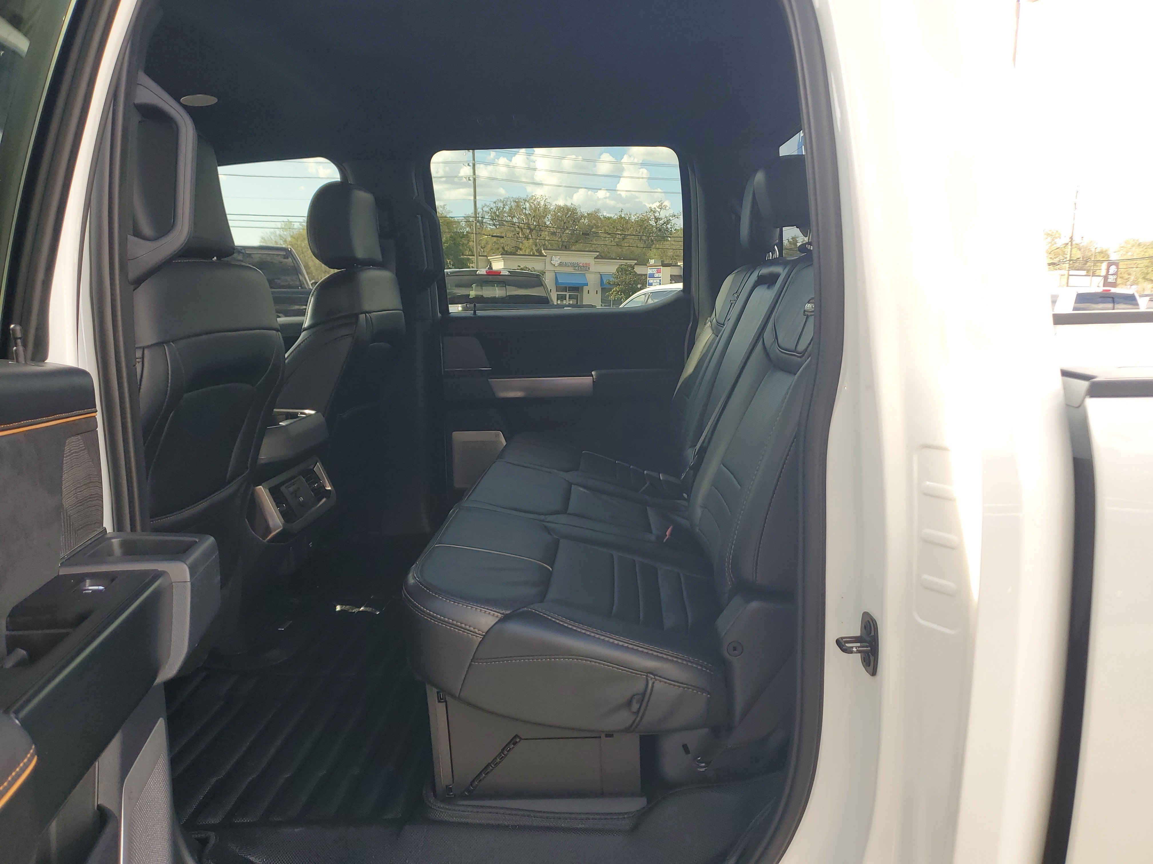 Used 2024 Ford F250 Platinum w/ FX4 Off-Road Package image 24