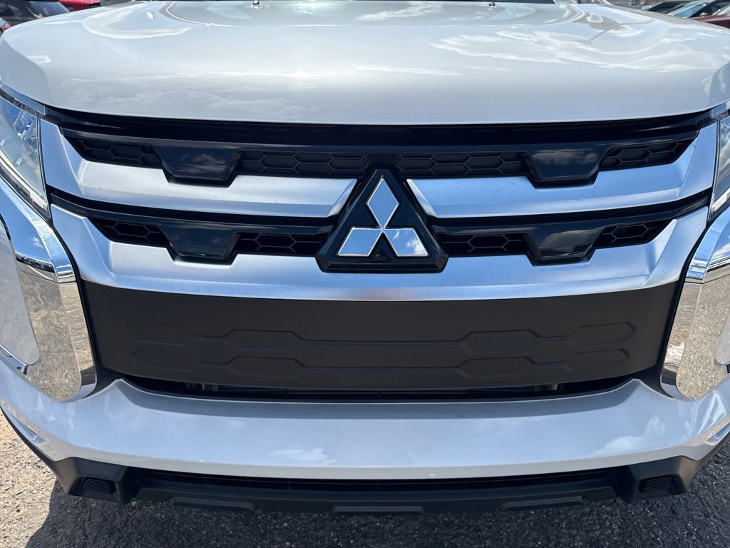 New 2027 Mitsubishi Outlander Sport SE FWD image 43
