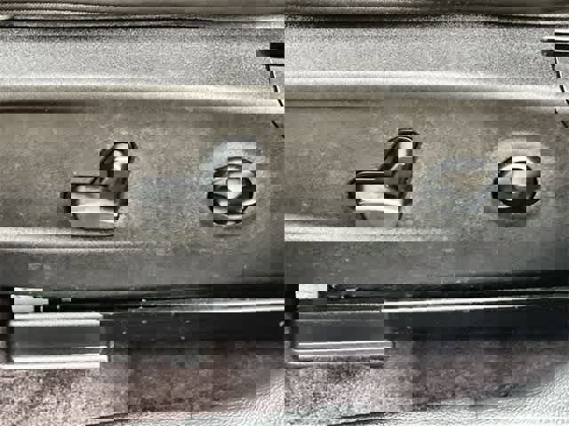 Used 2018 Chrysler 300 S image 31