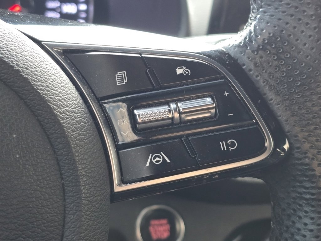 Used 2022 Kia Forte GT-Line image 28