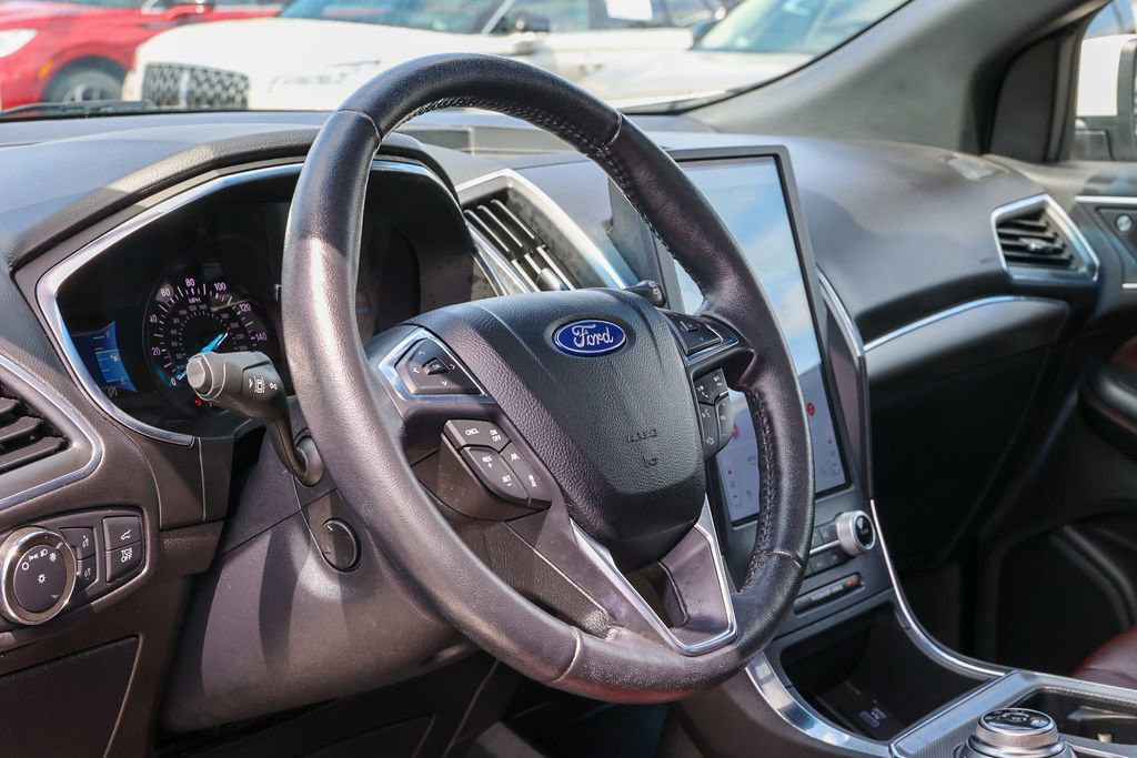 Used 2021 Ford Edge Titanium w/ Equipment Group 301A AWD/4WD image 34