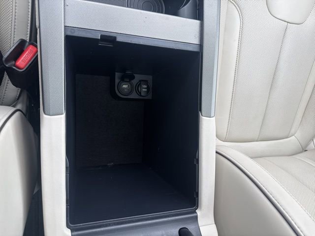 Used 2021 Hyundai Palisade Calligraphy image 30