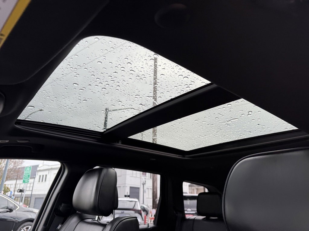 Used 2018 Jeep Grand Cherokee Overland image 18