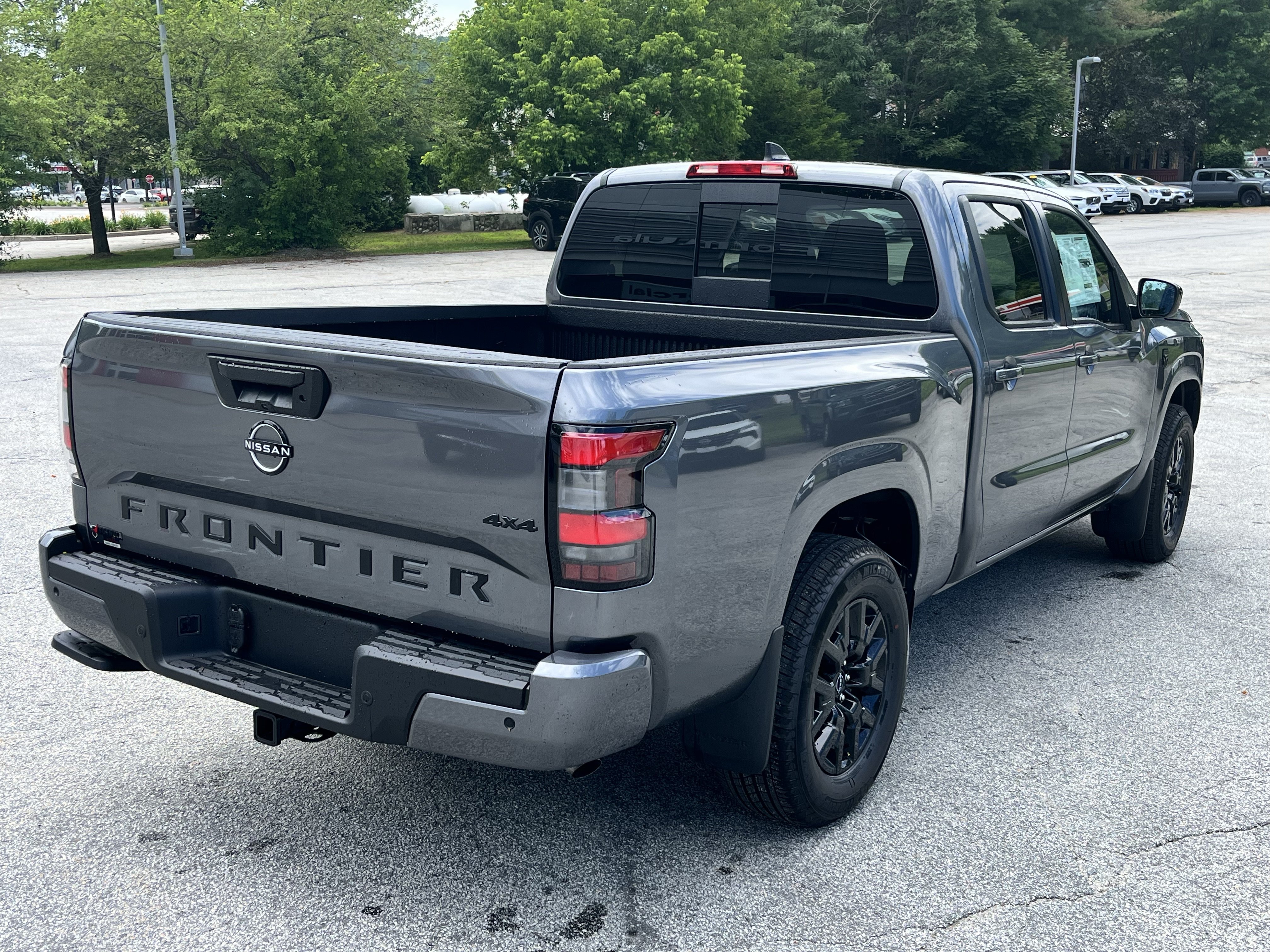 New 2026 Nissan Frontier SV w/ Tow Package AWD/4WD image 7
